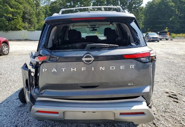 2025 Nissan Pathfinder SL vehicle photo 6