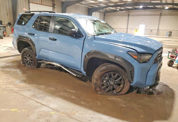 2025 Toyota 4Runner SR5 photo 3