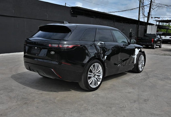 2022 Land Rover Range Rover Velar P250 R-Dynamic S vehicle photo 4