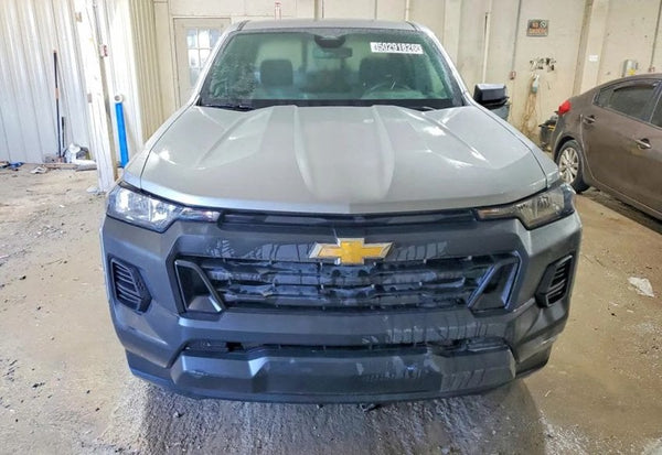 2025 Chevrolet Colorado Work Truck photo 5