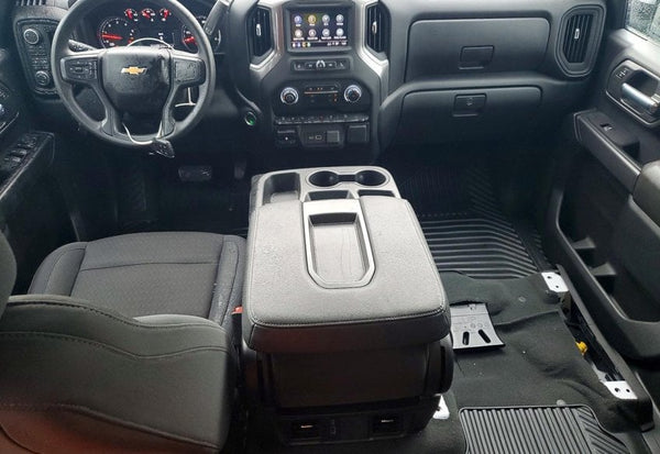 2025 Chevrolet Silverado 2500HD Custom vehicle photo 8