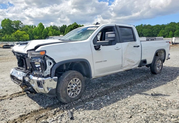 2025 Chevrolet Silverado 2500HD LT vehicle photo 1