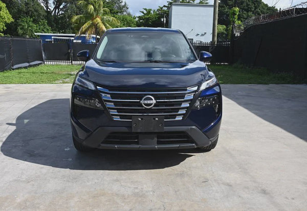 2025 Nissan Rogue SV vehicle photo 7
