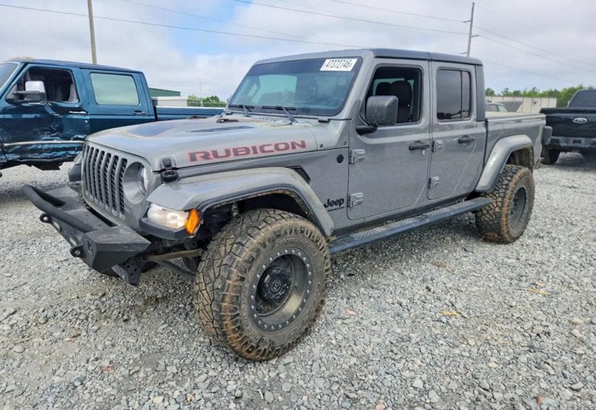 2021 Jeep Gladiator Sport S main vehicle photo