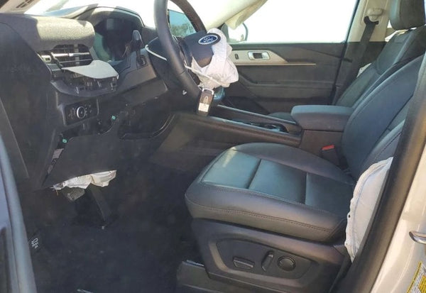 2025 Ford Explorer Active photo 7
