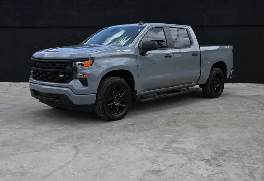 2024 Chevrolet Silverado 1500 Custom