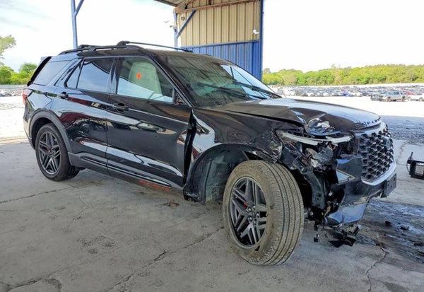 2026 Ford Explorer ST photo 2