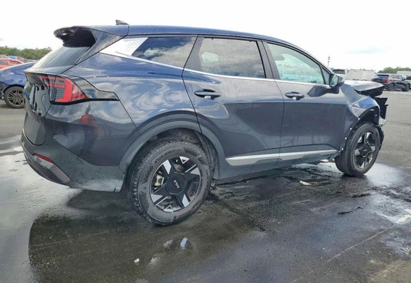 2026 Kia Sportage LX photo 4