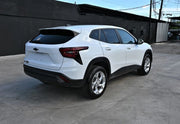 2025 Chevrolet Trax LS thumbnail 4