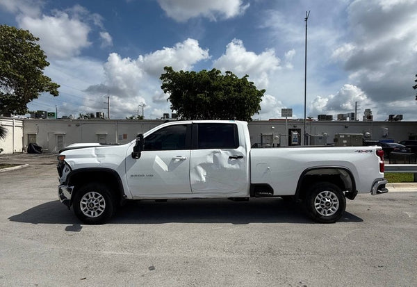 2025 Chevrolet Silverado 2500HD LT vehicle photo 6