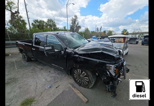 2024 GMC Sierra 3500HD Denali Ultimate photo 10