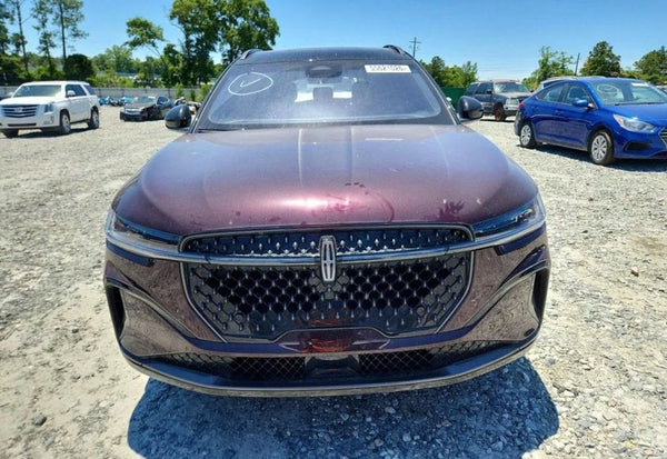 2024 Lincoln Nautilus Reserve vehicle photo 5
