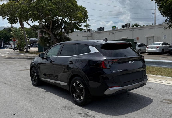 2026 Kia Sportage LX vehicle photo 4