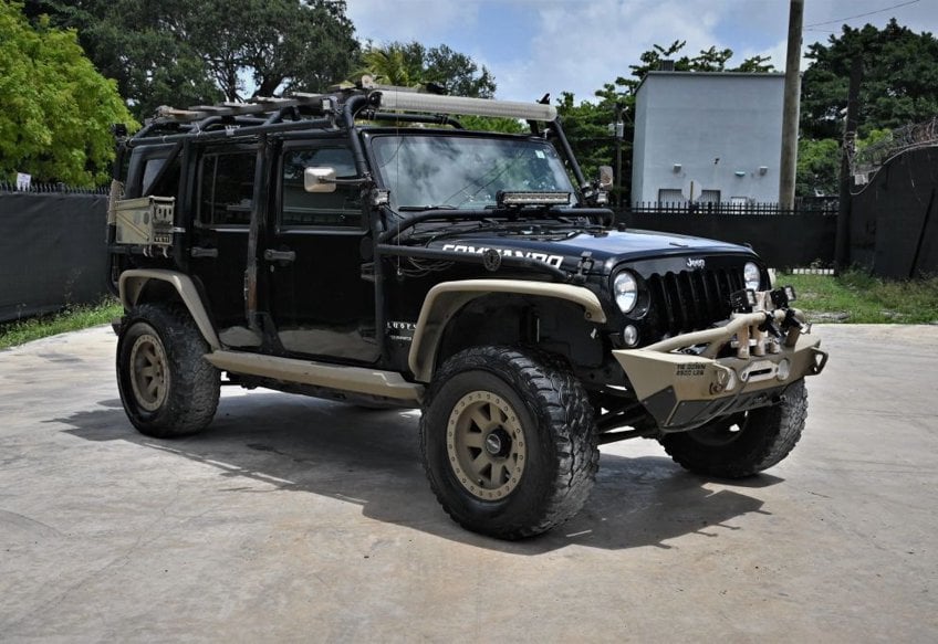 2017 Jeep Wrangler Unlimited Sport main vehicle photo
