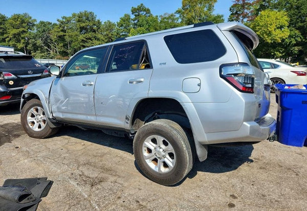 2019 Toyota 4Runner SR5 vehicle photo 2