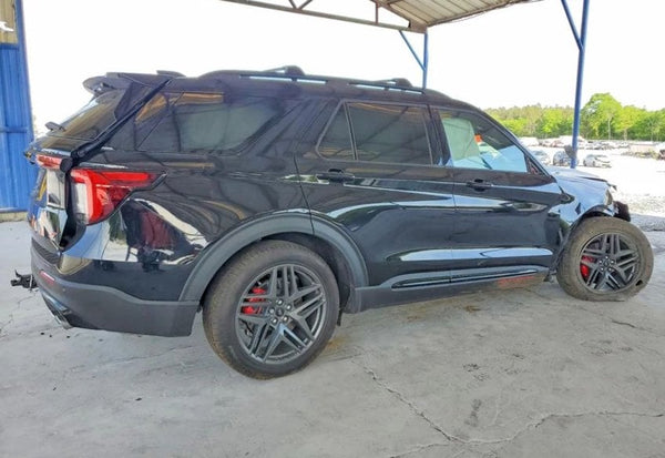 2026 Ford Explorer ST photo 4