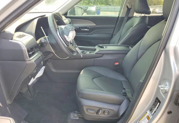 2025 Toyota Grand Highlander XLE photo 8