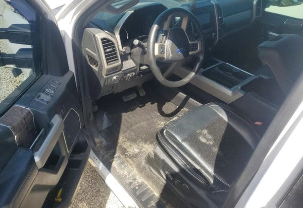 2019 Ford F-350 Super Duty Lariat vehicle photo 9