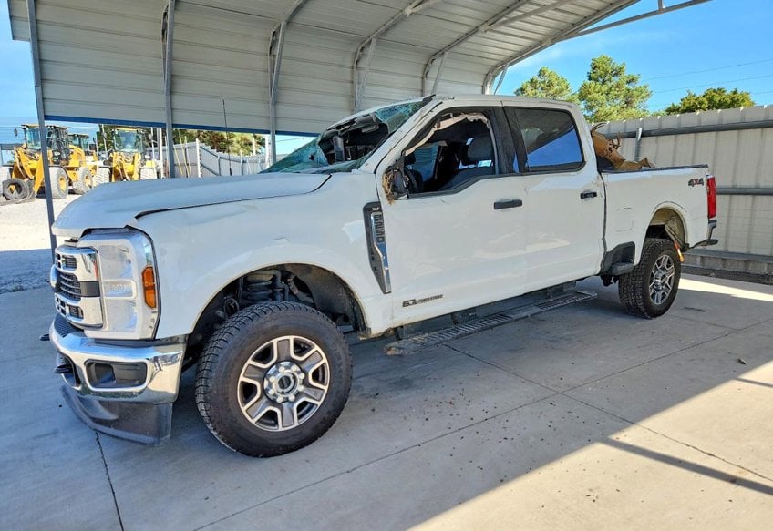 2025 Ford F-250 Super Duty XL main vehicle photo