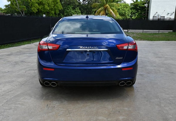 2016 Maserati Ghibli Base vehicle photo 7