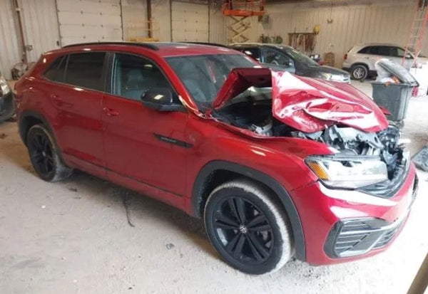 2023 Volkswagen Atlas Cross Sport V6 SEL R-Line Black 4Motion vehicle photo 4