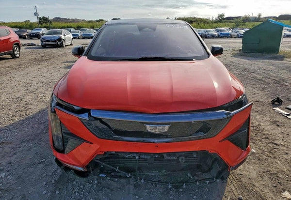 2025 Cadillac OPTIQ Sport 2 photo 5