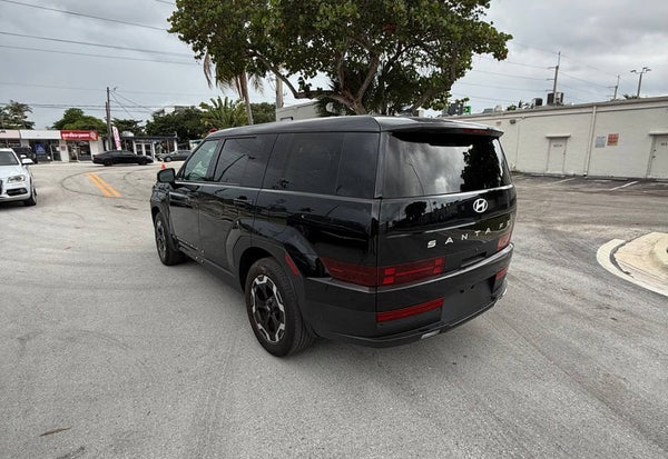 2024 Hyundai SANTA FE SE vehicle photo 3