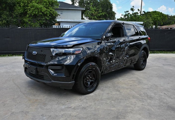 2022 Ford Explorer Hybrid Police Interceptor Utility vehicle photo 2