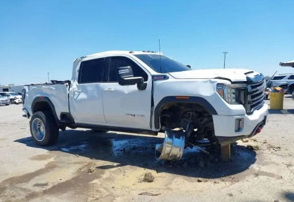 2022 GMC Sierra 2500HD AT4 vehicle photo 9