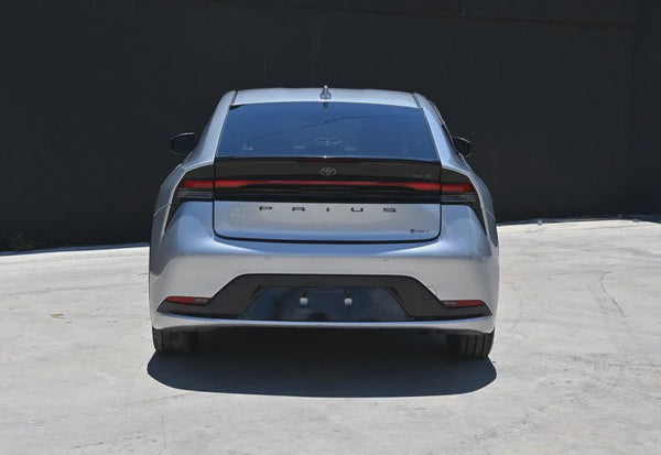 2024 Toyota Prius XLE vehicle photo 8