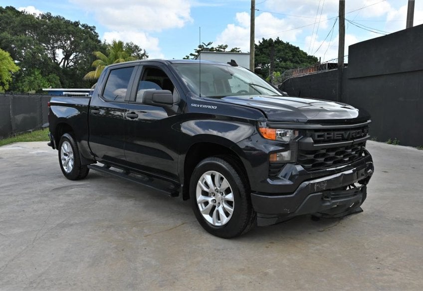 2022 Chevrolet Silverado 1500 Custom main vehicle photo