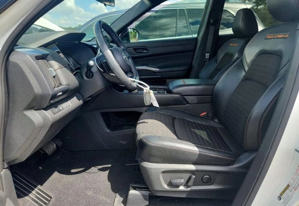 2023 Nissan Pathfinder Rock Creek photo 8