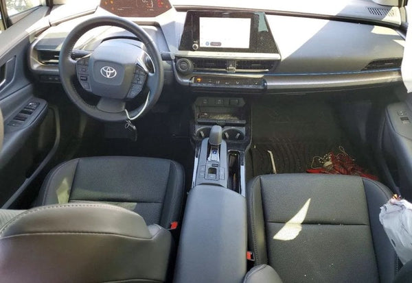2024 Toyota Prius photo 8