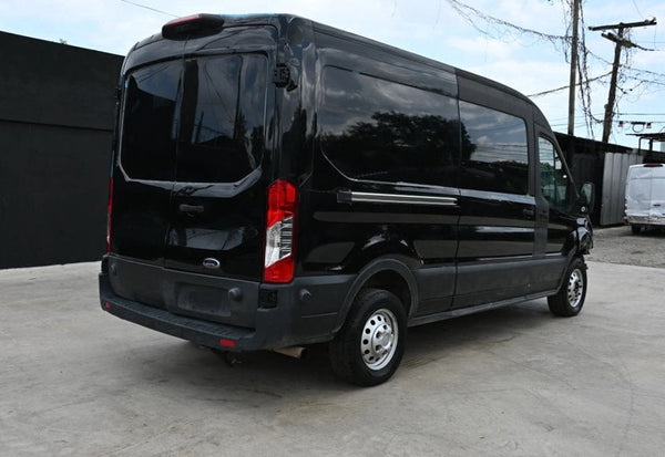 2023 Ford Transit 250 photo 4