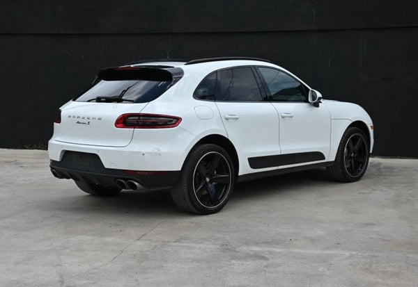 2016 Porsche Macan S Sport Utility 4D vehicle photo 4