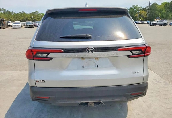 2025 Toyota Grand Highlander XLE photo 6
