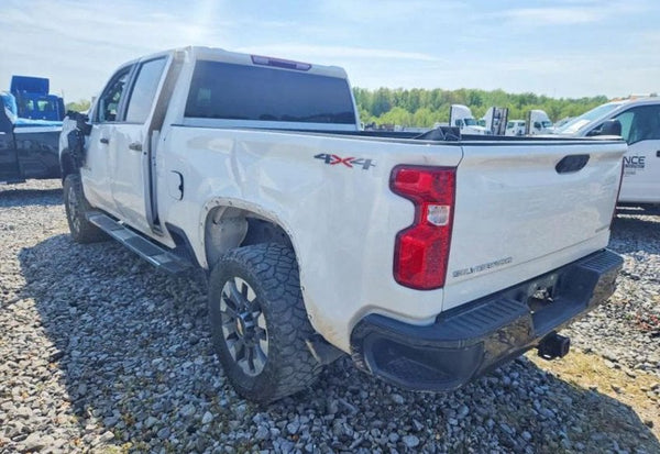 2024 Chevrolet Silverado 2500HD Custom vehicle photo 4