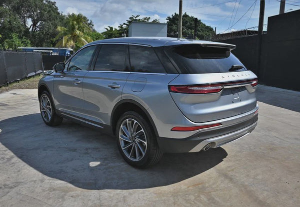 2024 Lincoln Corsair Premiere vehicle photo 3