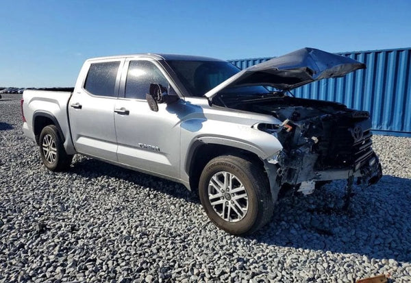 2025 Toyota Tundra SR5 photo 2