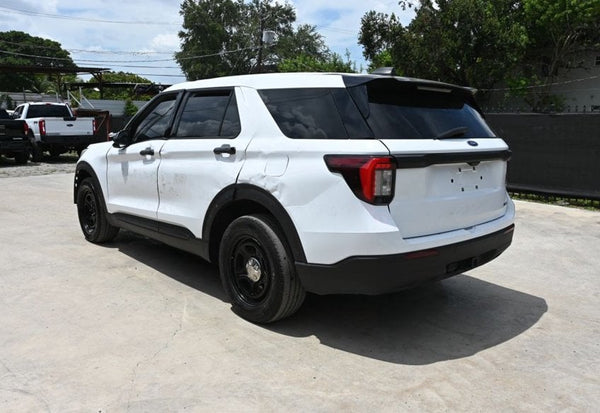 2025 Ford Explorer Hybrid Police Interceptor Utility vehicle photo 3