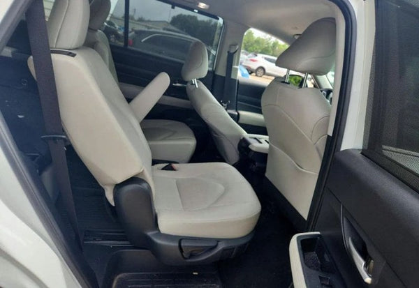 2024 Toyota Grand Highlander XLE Sport Utility 4D vehicle photo 10