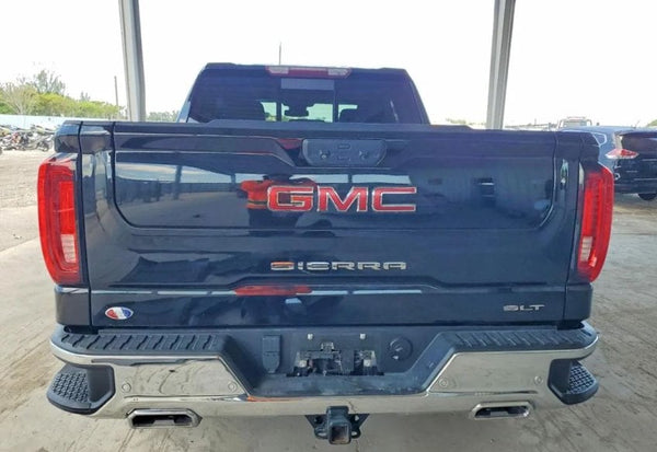2022 GMC Sierra 1500 SLT vehicle photo 6