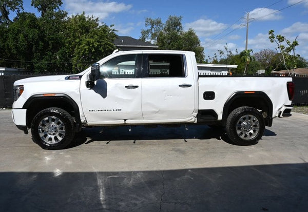 2023 GMC Sierra 2500HD Denali photo 5