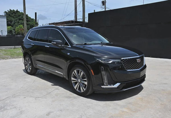 2022 Cadillac XT6 Premium Luxury vehicle photo 2