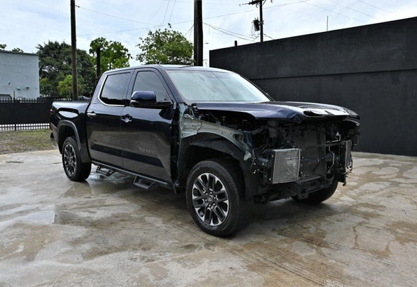 2025 Toyota Tundra Limited photo 2