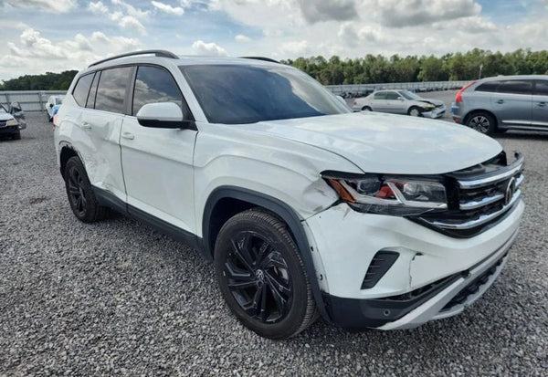 2022 Volkswagen Atlas V6 SE 4Motion vehicle photo 2