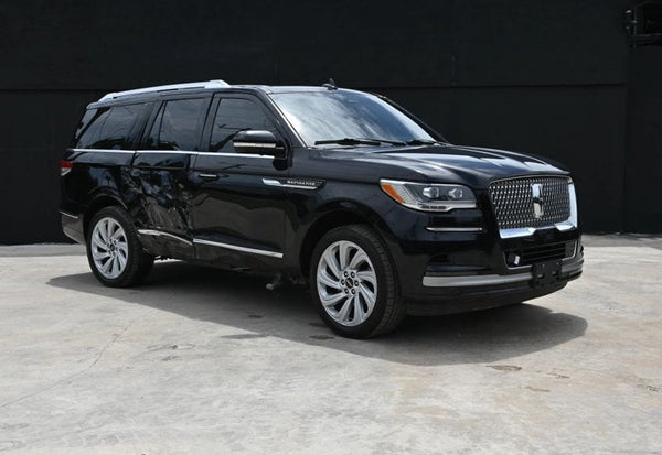 2024 Lincoln Navigator L Premiere photo 2