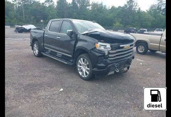 2023 Chevrolet Silverado 1500 High Country photo 1