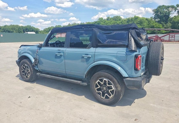 2022 Ford Bronco Base vehicle photo 4
