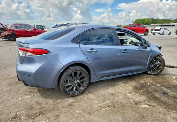 2025 Toyota Corolla SE vehicle photo 3